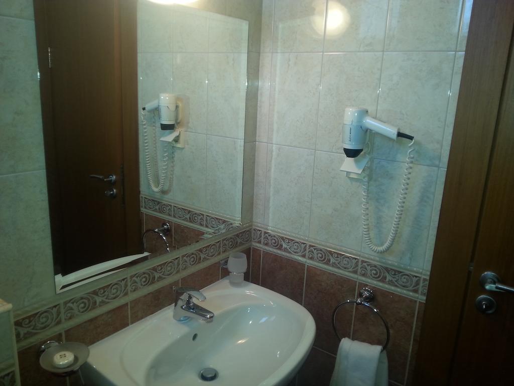 Hotel Perperikon Kurdzhali Ruang foto