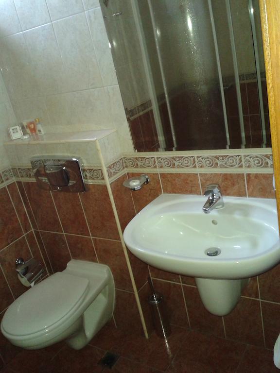 Hotel Perperikon Kurdzhali Ruang foto