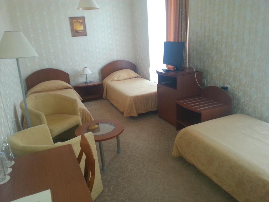 Hotel Perperikon Kurdzhali Ruang foto