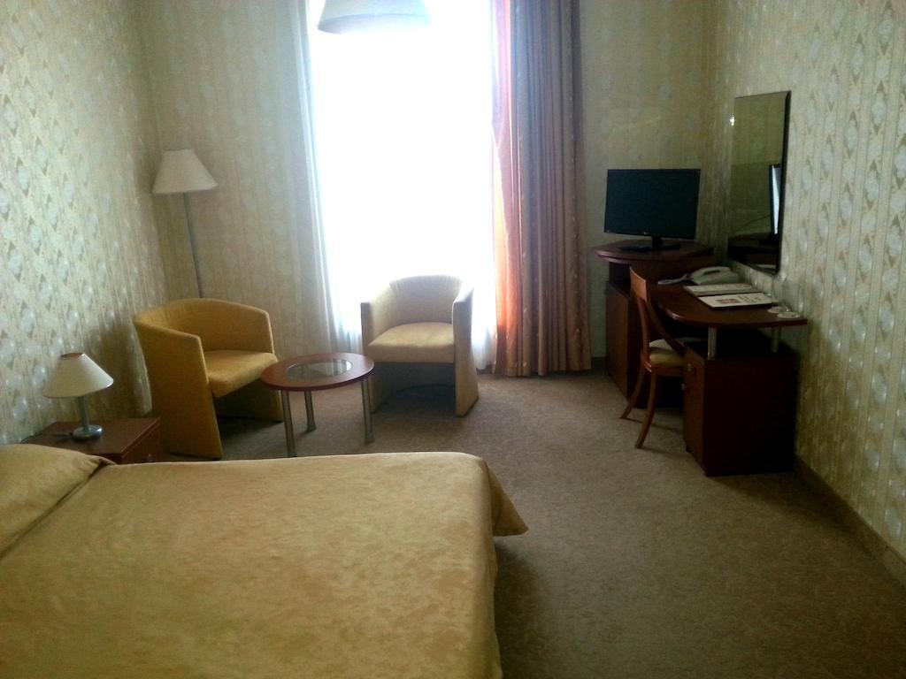 Hotel Perperikon Kurdzhali Ruang foto